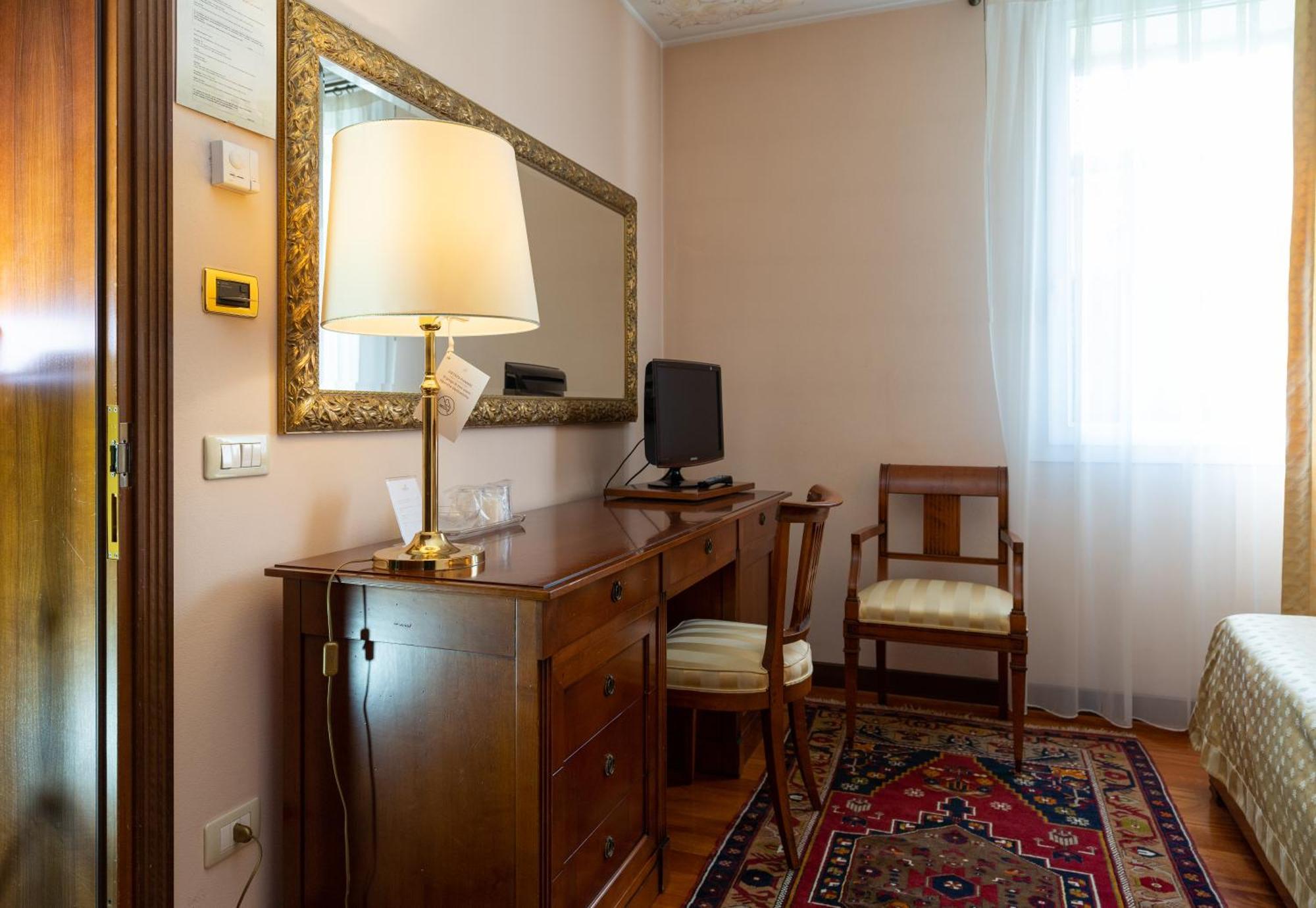 Le Muse Hotel San Bonifacio Kültér fotó